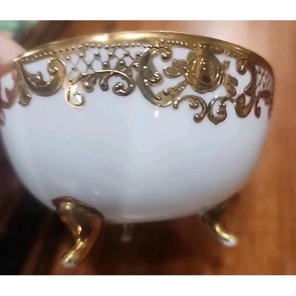 Vintage Nippon Gilt Footed Candy Trinket Dish Bowl Handpainted Gold Floral Japan